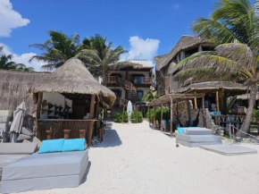 chay Bright Eco Chic studio in Tulum Beach Access!